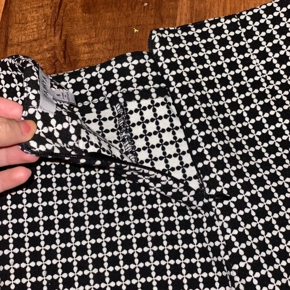 Papaya Women Black & White dress Plaid shorts size S - Picture 6 of 8